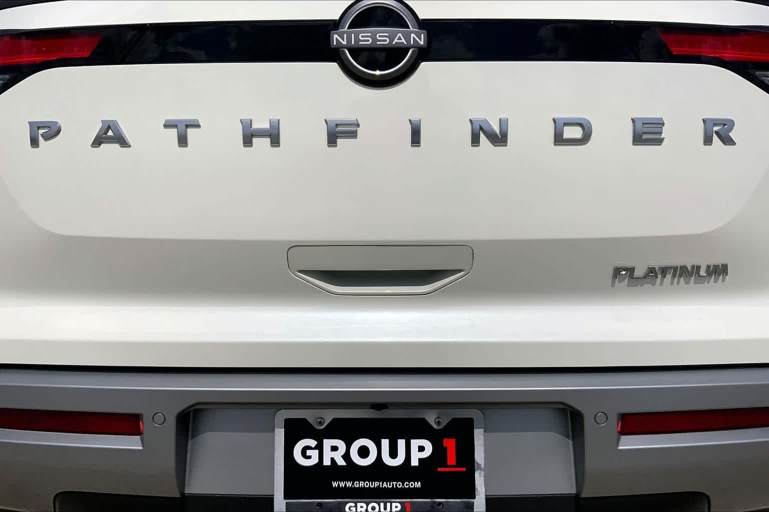 Used 2024 Pearl White Tricoat Nissan Platinum image 10