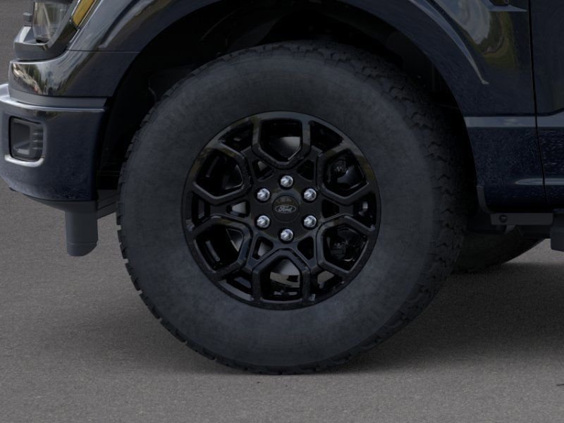 New 2026 Agate Black Metallic Ford XLT image 20