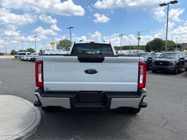 New 2026 Oxford White Ford F-350® XL image 4