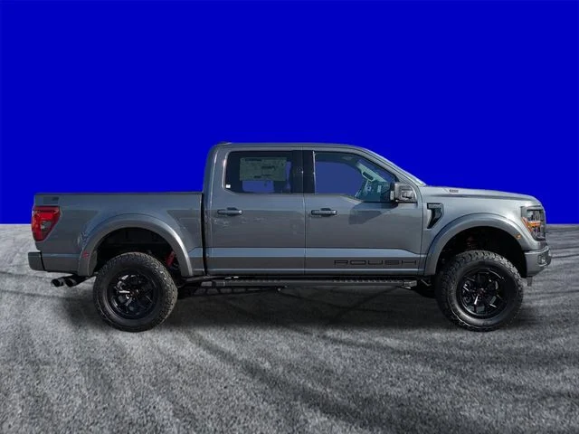 New 2026 Carbonized Gray Metallic Ford XLT image 3