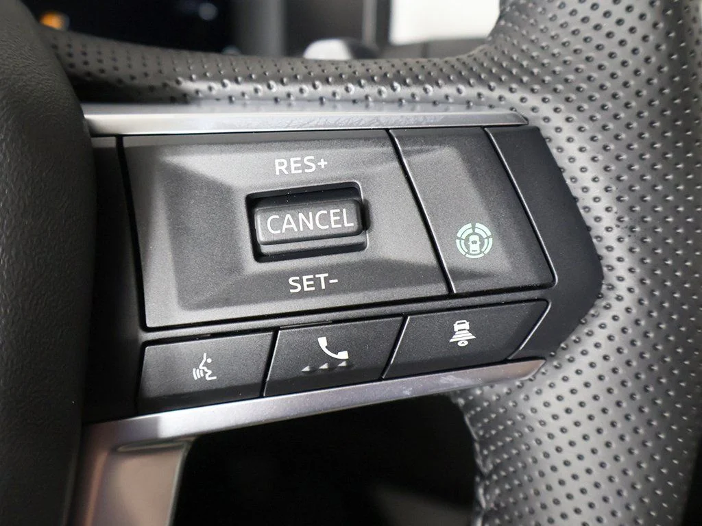 2025 Mitsubishi Outlander SE - Photo 42