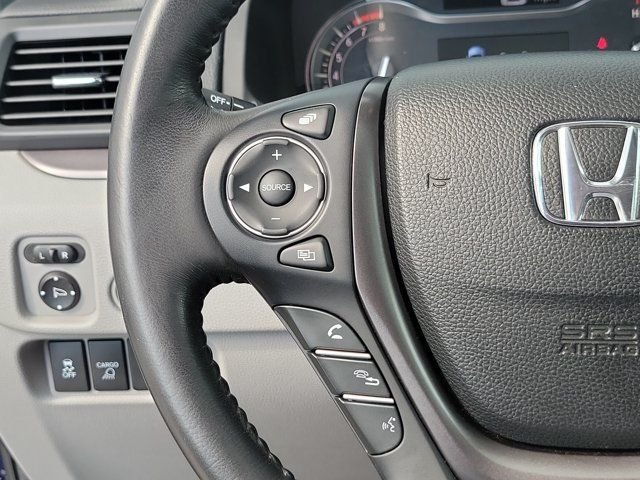 Used 2019 Obsidian Blue Pearl Honda RTL-T image 25