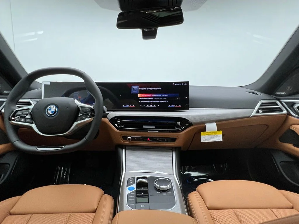 Used 2026 Black Sapphire Metallic BMW eDrive40 image 10