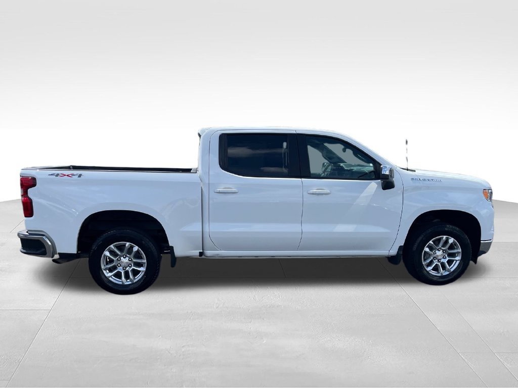 Used 2024 White Chevrolet LT image 6