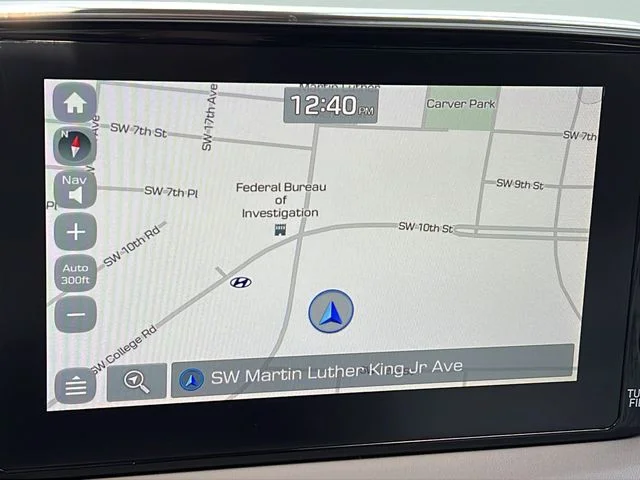 Used 2020 Red Hyundai Limited image 18