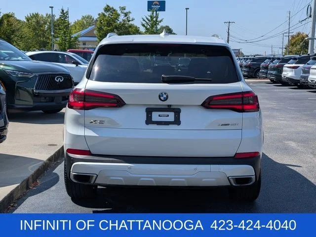 Used 2023 White BMW xDrive40i image 6