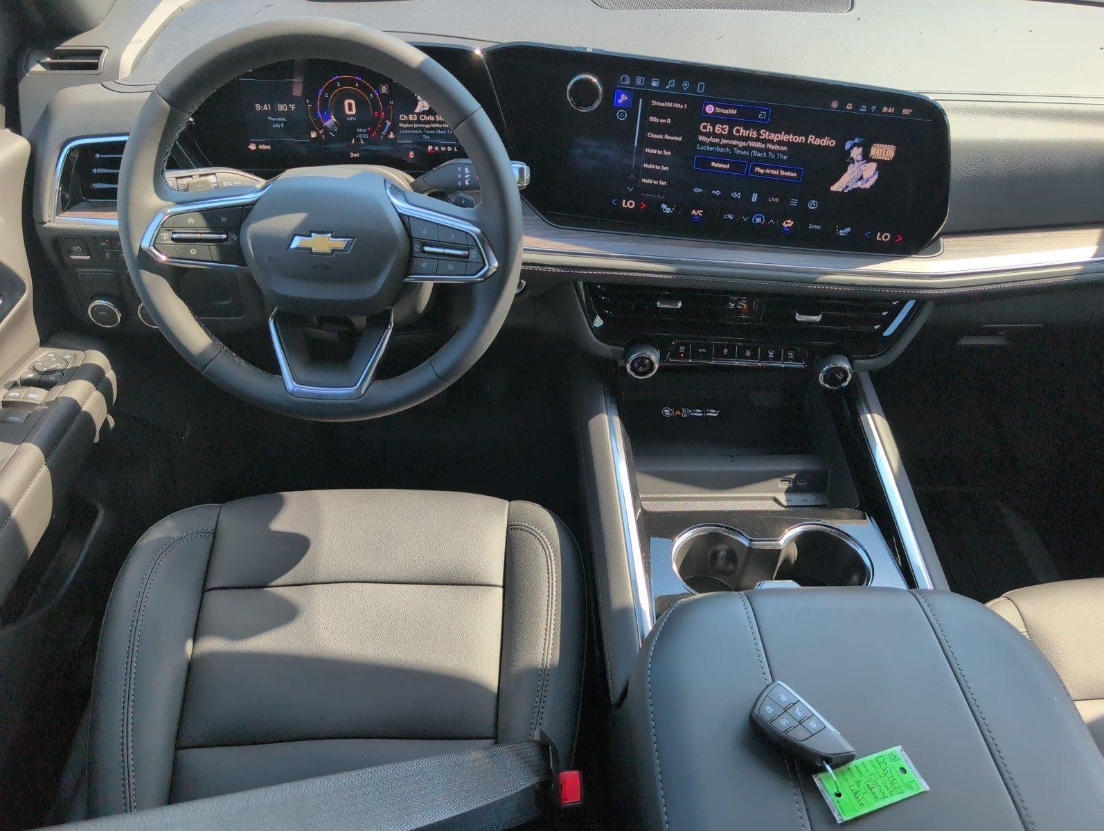 New 2026 Summit White Chevrolet LT image 32