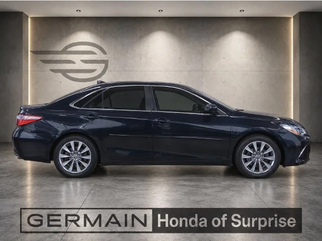 Used 2016 Cosmic Gray Mica Toyota XLE image 7