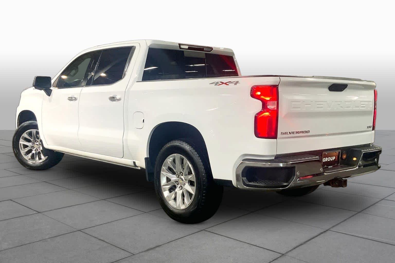 Used 2021 Summit White Chevrolet LTZ image 12