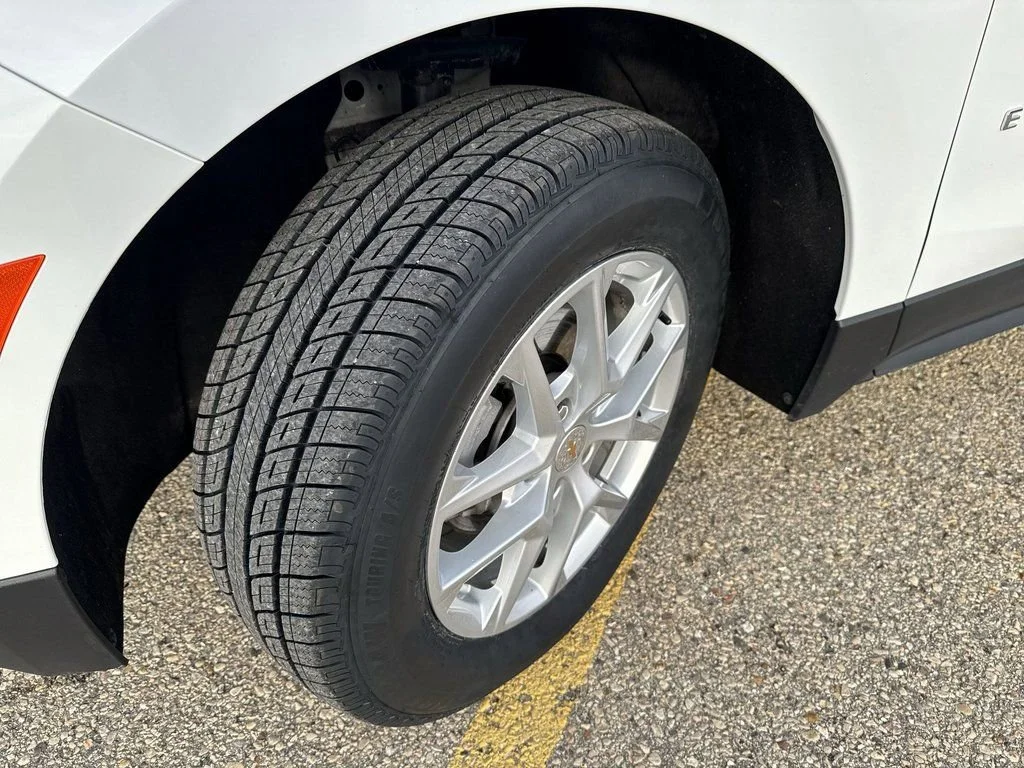 Certified 2024 Chevrolet Equinox LT with VIN 3GNAXUEG1RL228075 for sale in Watertown, WI