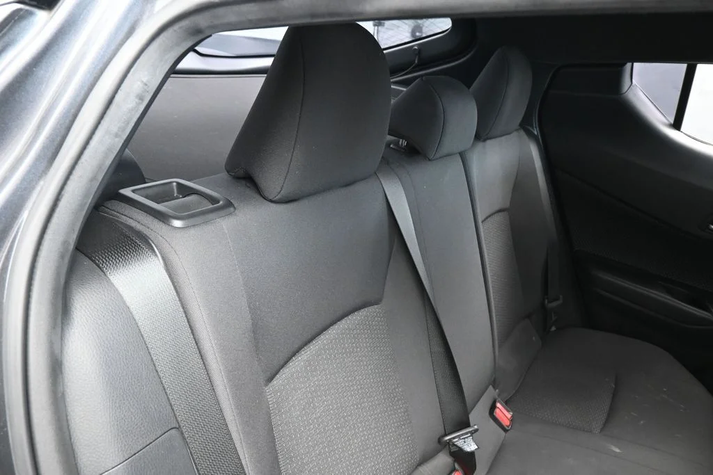 Used 2019 Magnetic Gray Metallic Toyota XLE image 31