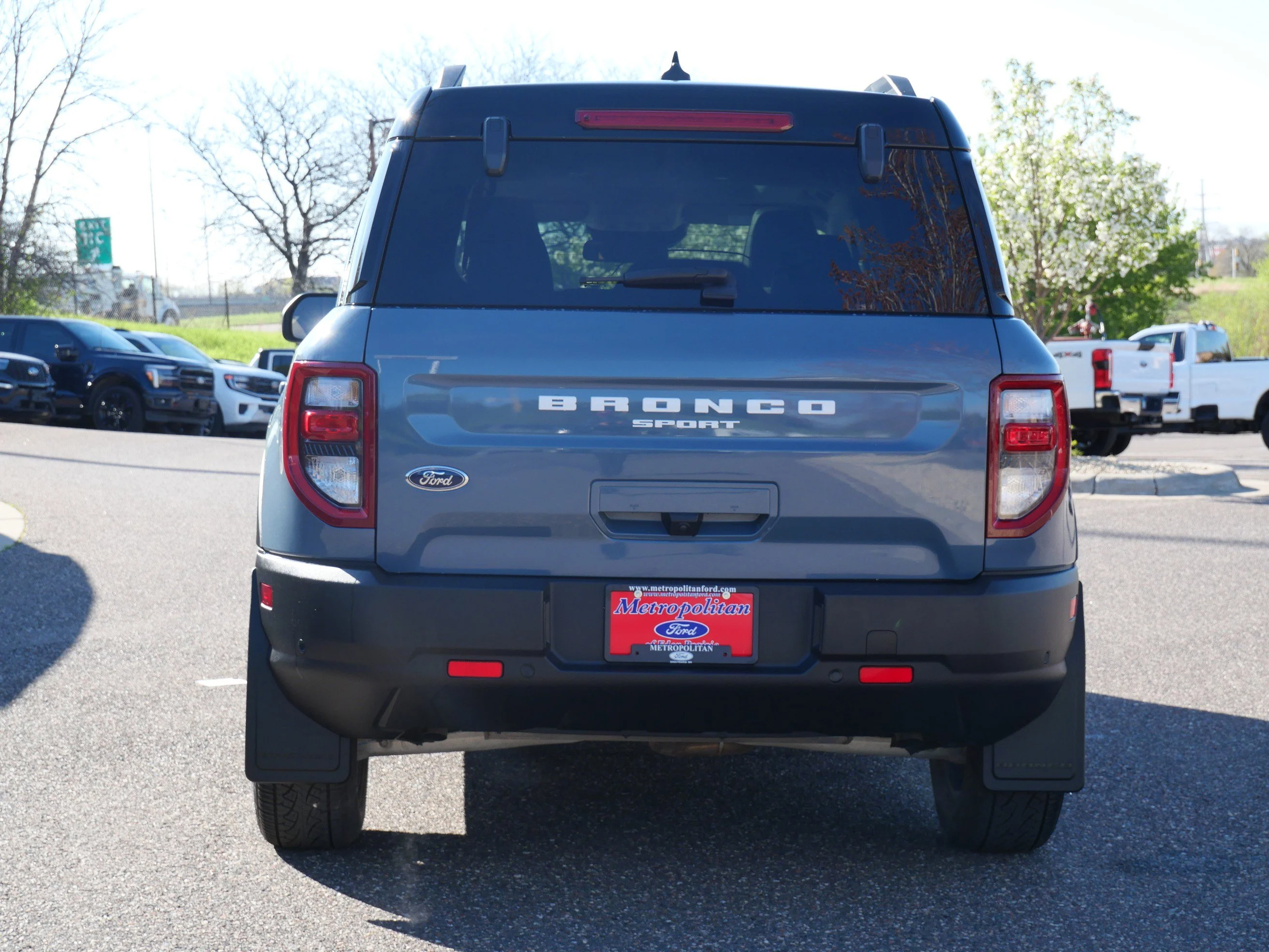 Used 2024 Azure Gray Metallic Ford Badlands image 5
