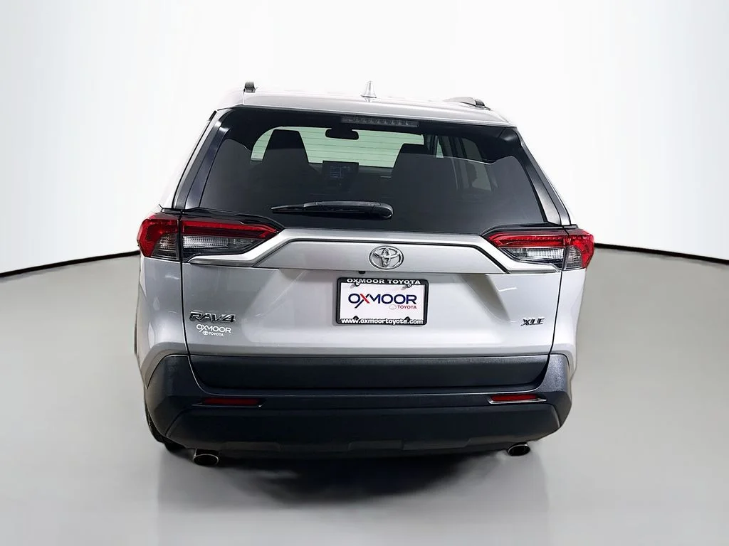 Certified Used 2021 Silver Sky Metallic Toyota XLE image 6