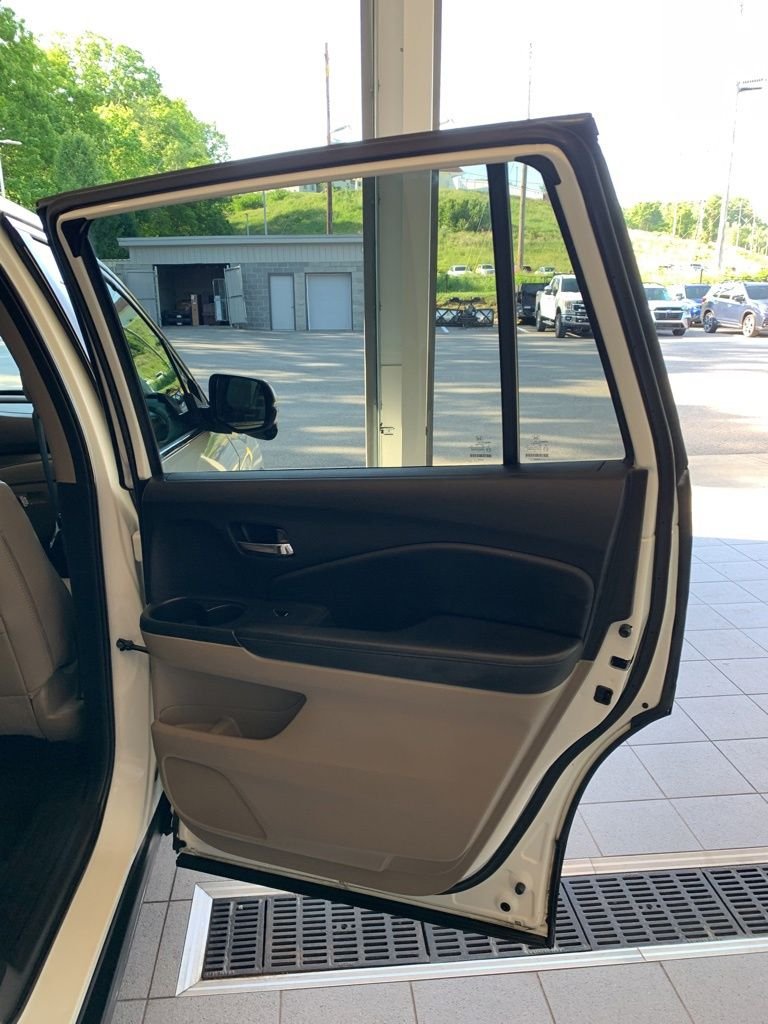 2018 Honda Pilot EX-L - Photo 13