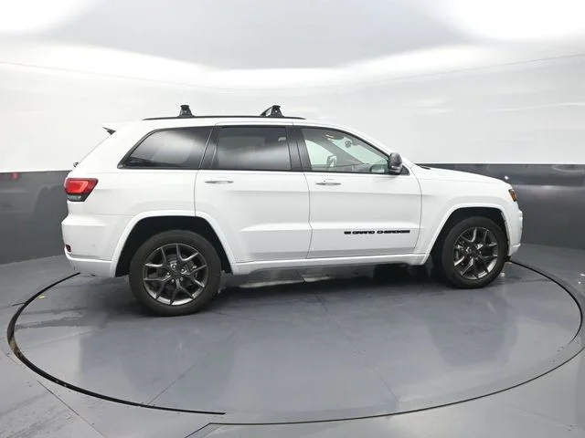Used 2021 White Jeep Limited image 11