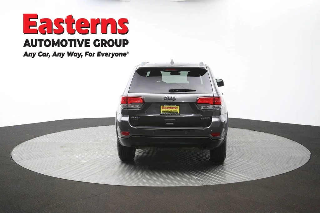 Used 2020 Gray Jeep Laredo E image 35