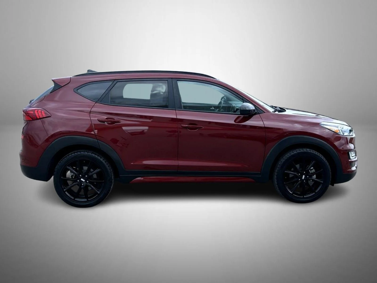 Used 2019 Red Hyundai Night image 4