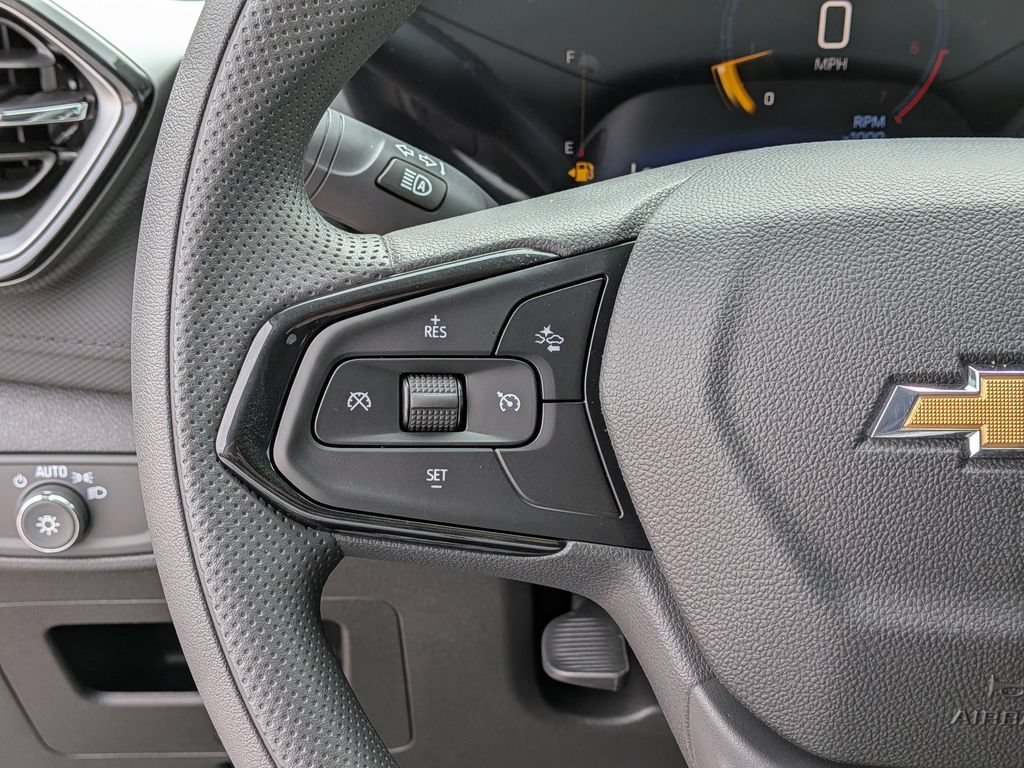 New 2026 Mosaic Black Metallic Chevrolet LT image 18