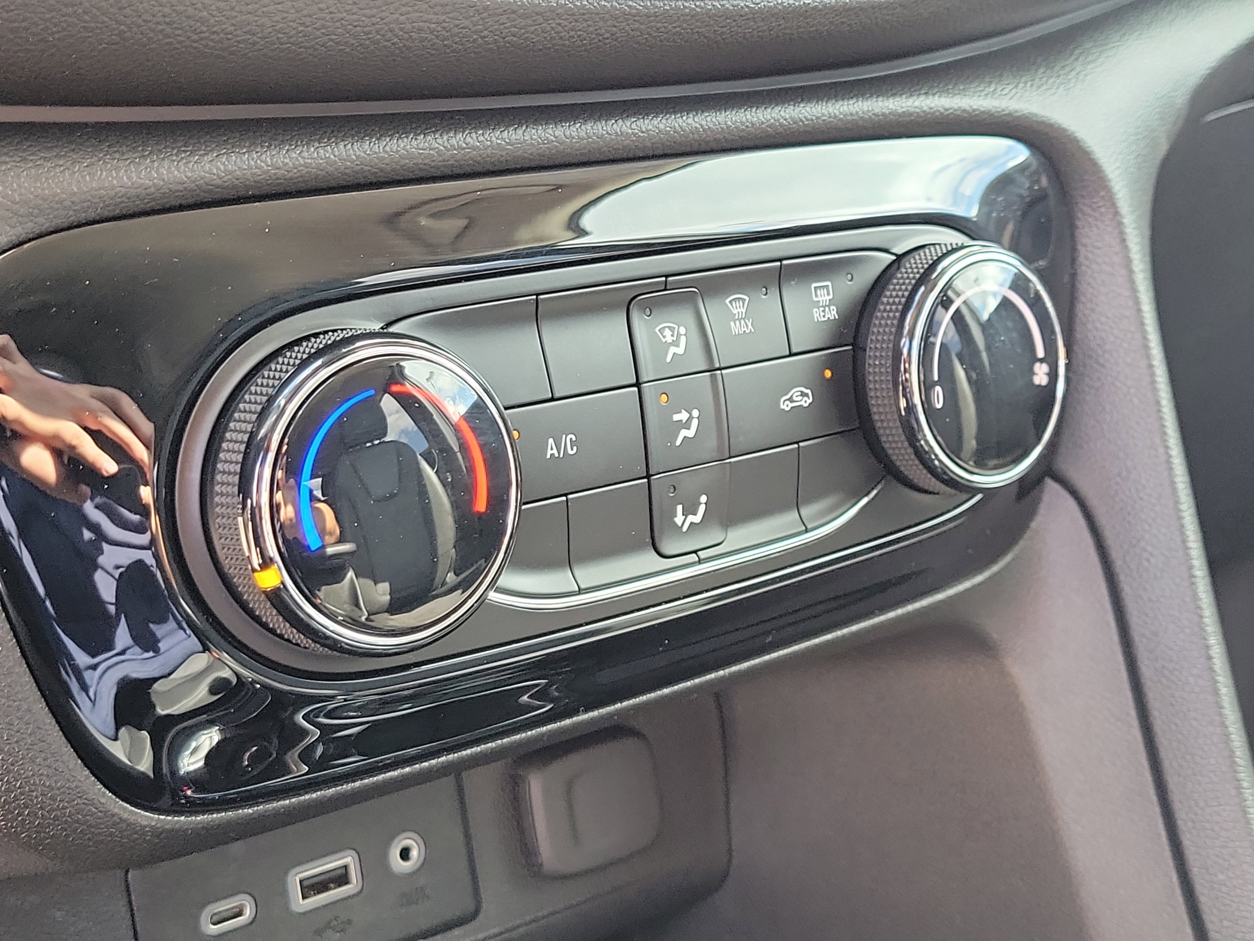 2023 Buick Encore GX Preferred - Photo 26