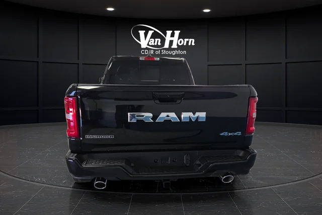 New 2026 Diamond Black Crystal Pearl-Coat Exterior Paint RAM Big Horn/Lone Star image 4