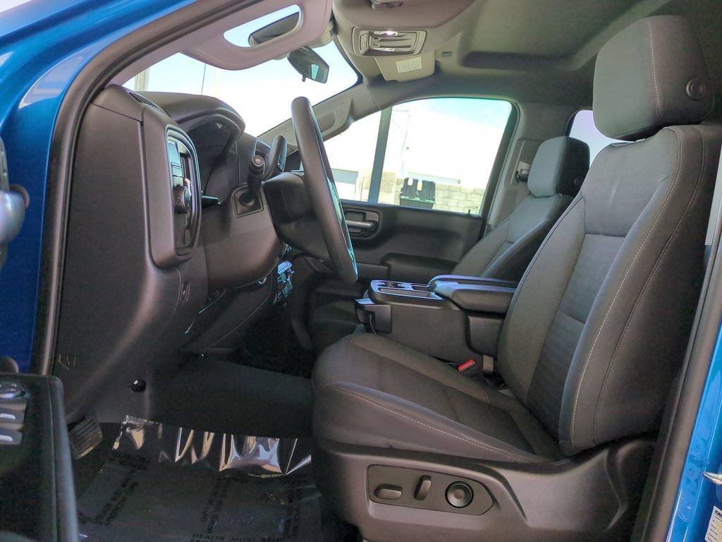 Used 2023 Glacier Blue Metallic Chevrolet Custom image 20