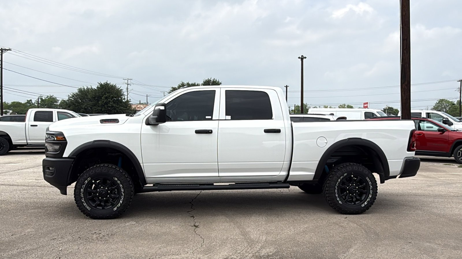 New 2026 Bright White Clear-Coat Exterior Paint RAM Tradesman image 7