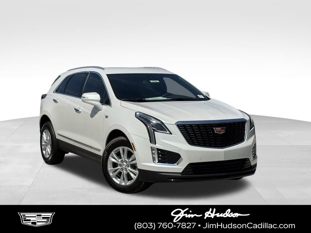 Crystal White Tricoat 2025 Cadillac XT5 Luxury AWD SUV / Crossover Four-Wheel Drive 9-Speed Automatic
