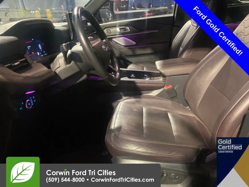 Used 2025 Black Ford Platinum image 10