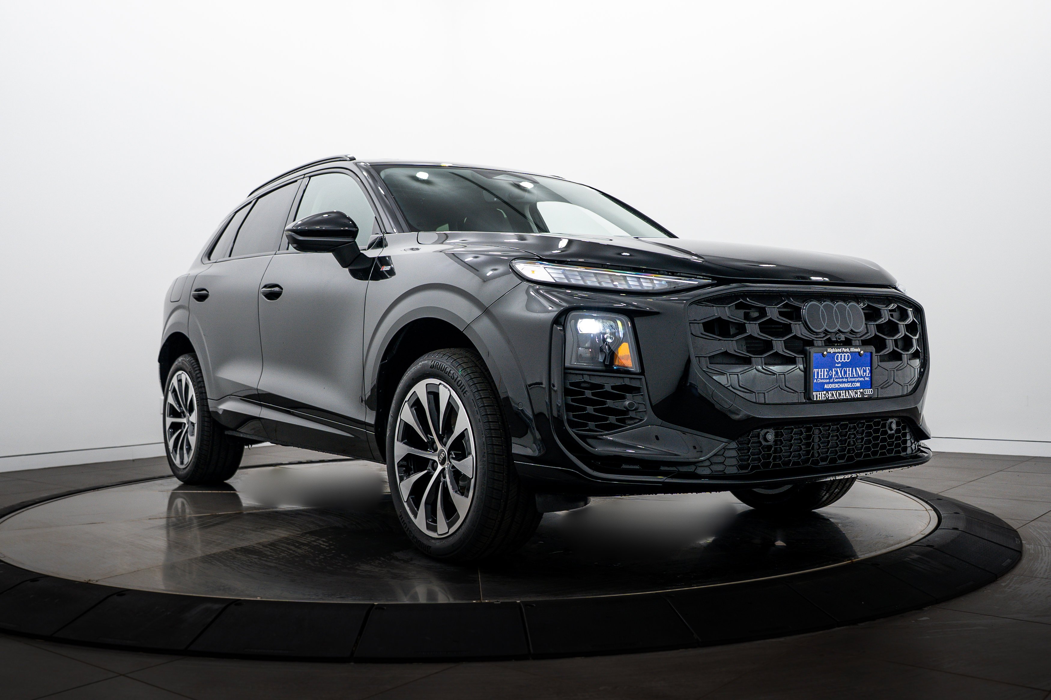 2026 Audi Q3 S line quattro's photo