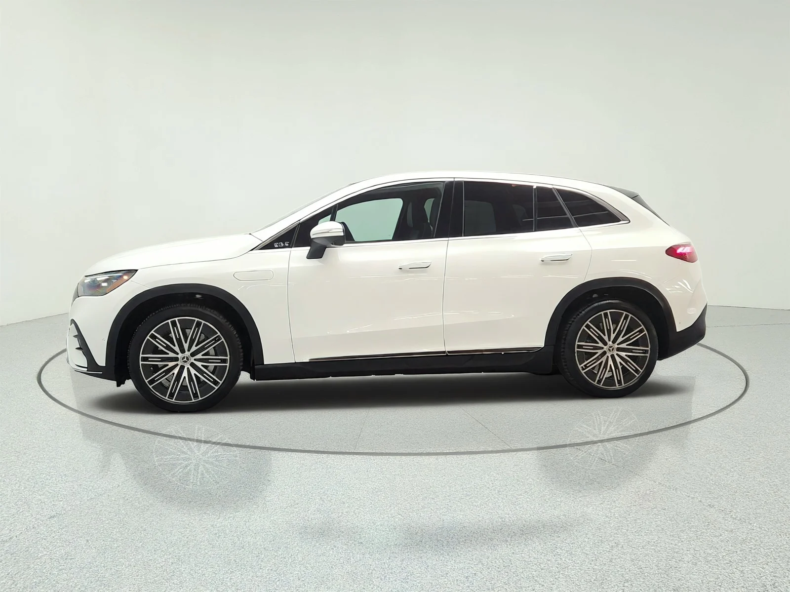 Certified Used 2023 Polar White Mercedes-Benz EQE 500 4MATIC® SUV image 8