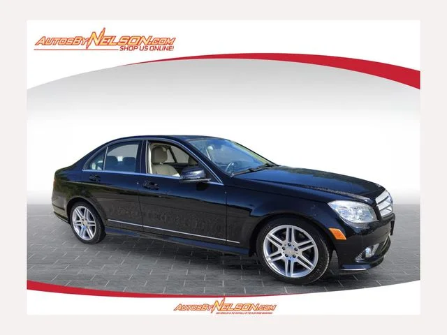 2010 Mercedes-Benz C-Class C350 Sport's photo