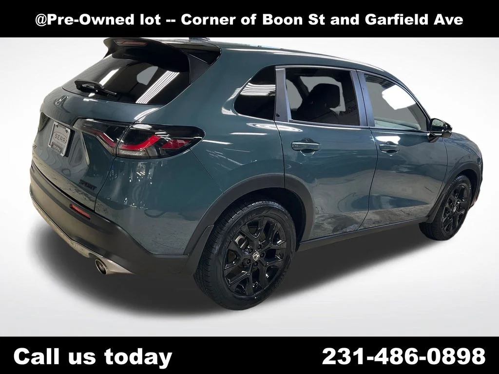 Used 2024  Honda Sport image 5