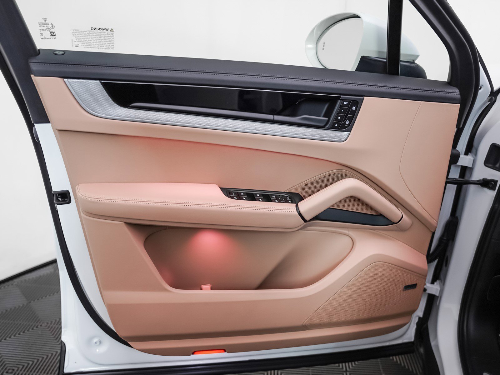 2026 Porsche Cayenne S - Photo 23
