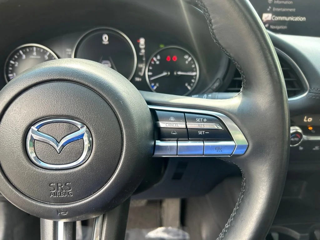 Used 2021 Blue Mazda Preferred image 23
