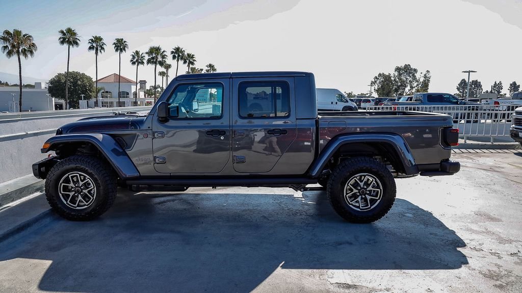 New 2026 Granite Crystal Metallic Clearcoat Jeep Shadow Ops image 14