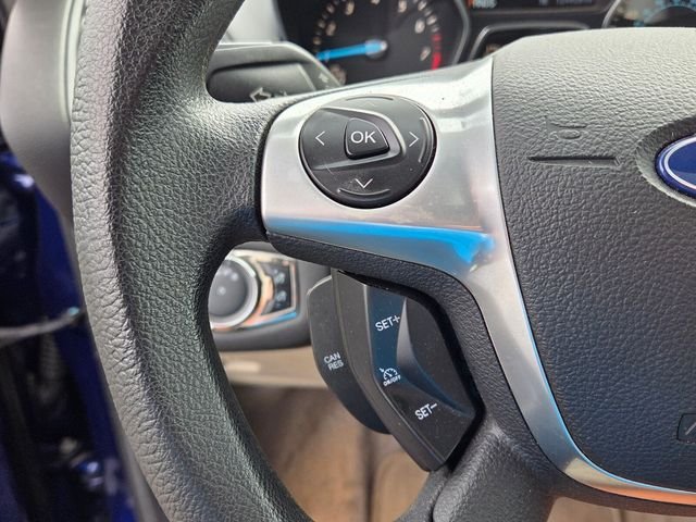 Used 2014 Blue Ford SE image 25