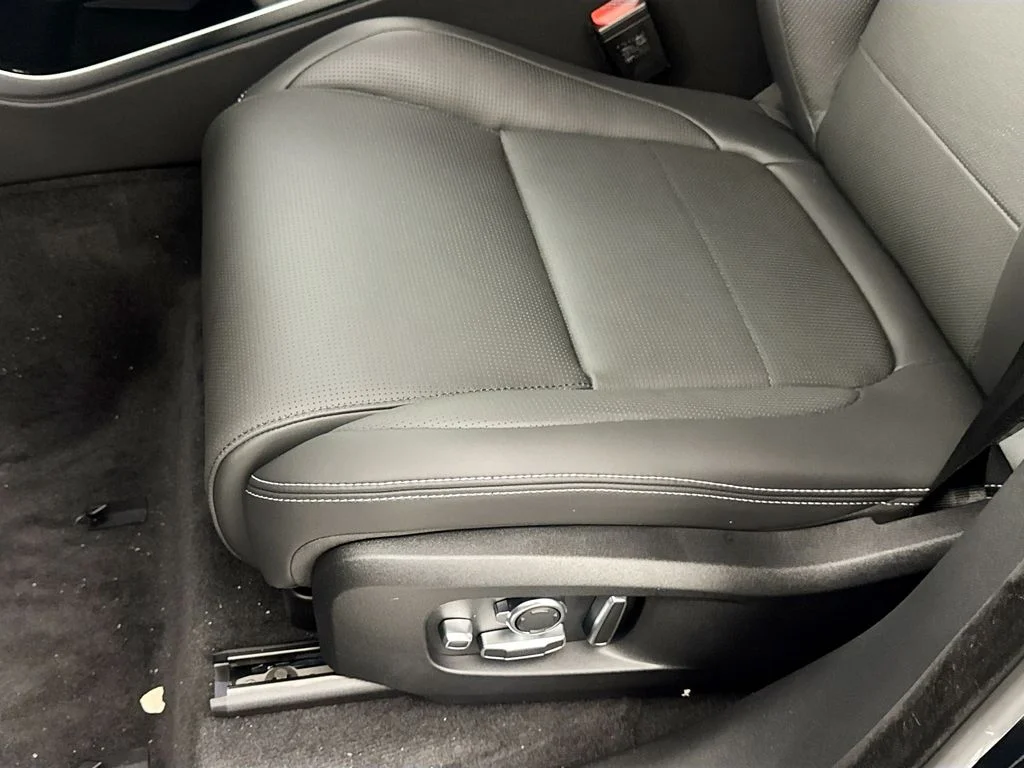 2026 Jaguar F-Pace R-Dynamic S - Photo 20
