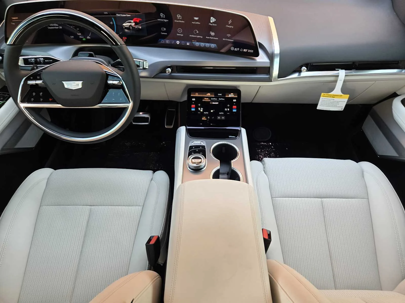 2027 Cadillac VISTIQ Luxury - Photo 18