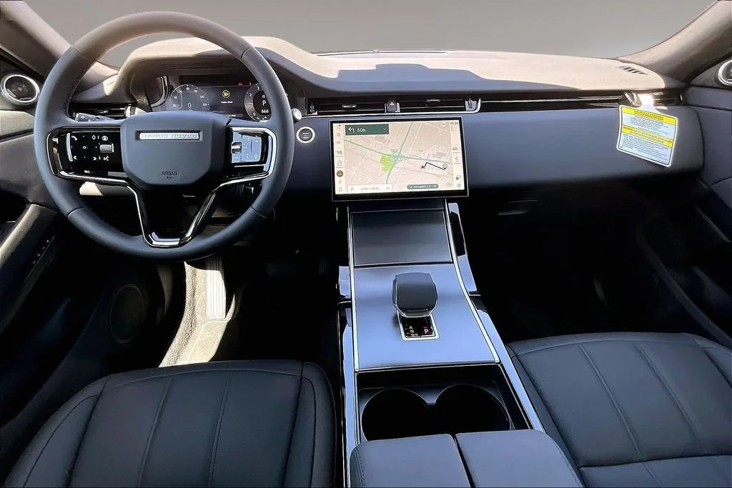 New 2026 Fuji White LAND ROVER S image 5