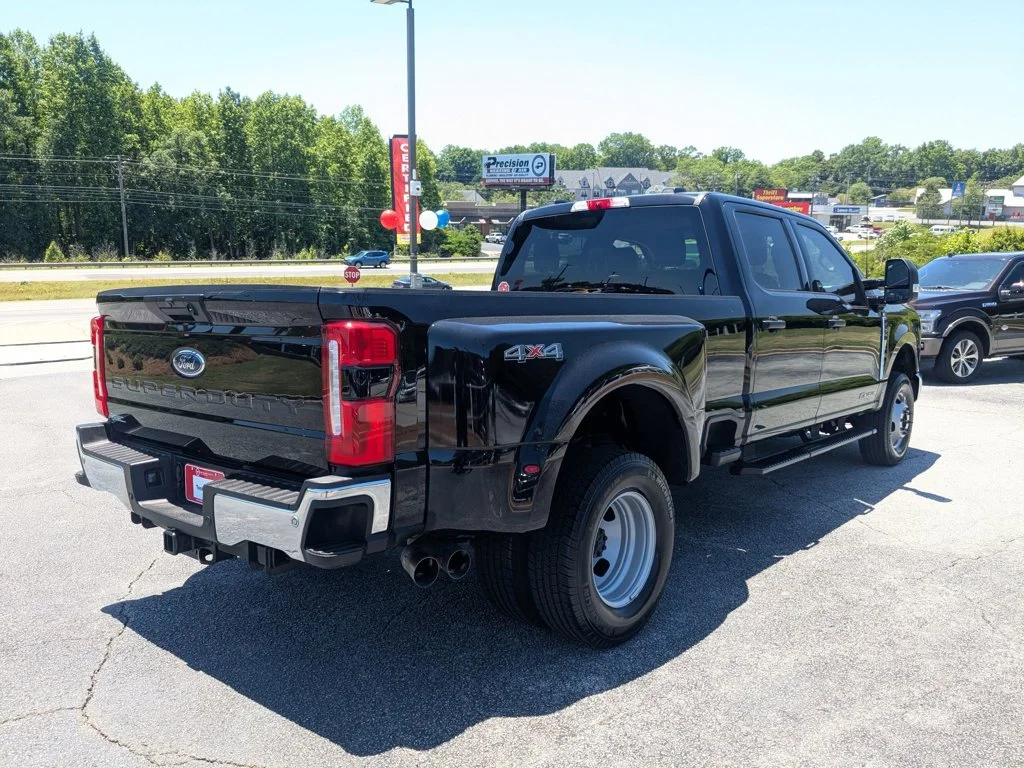 Used 2025  Ford XLT image 5