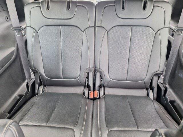 Used 2024 Baltic Gray Metallic Clearcoat Jeep Limited image 28