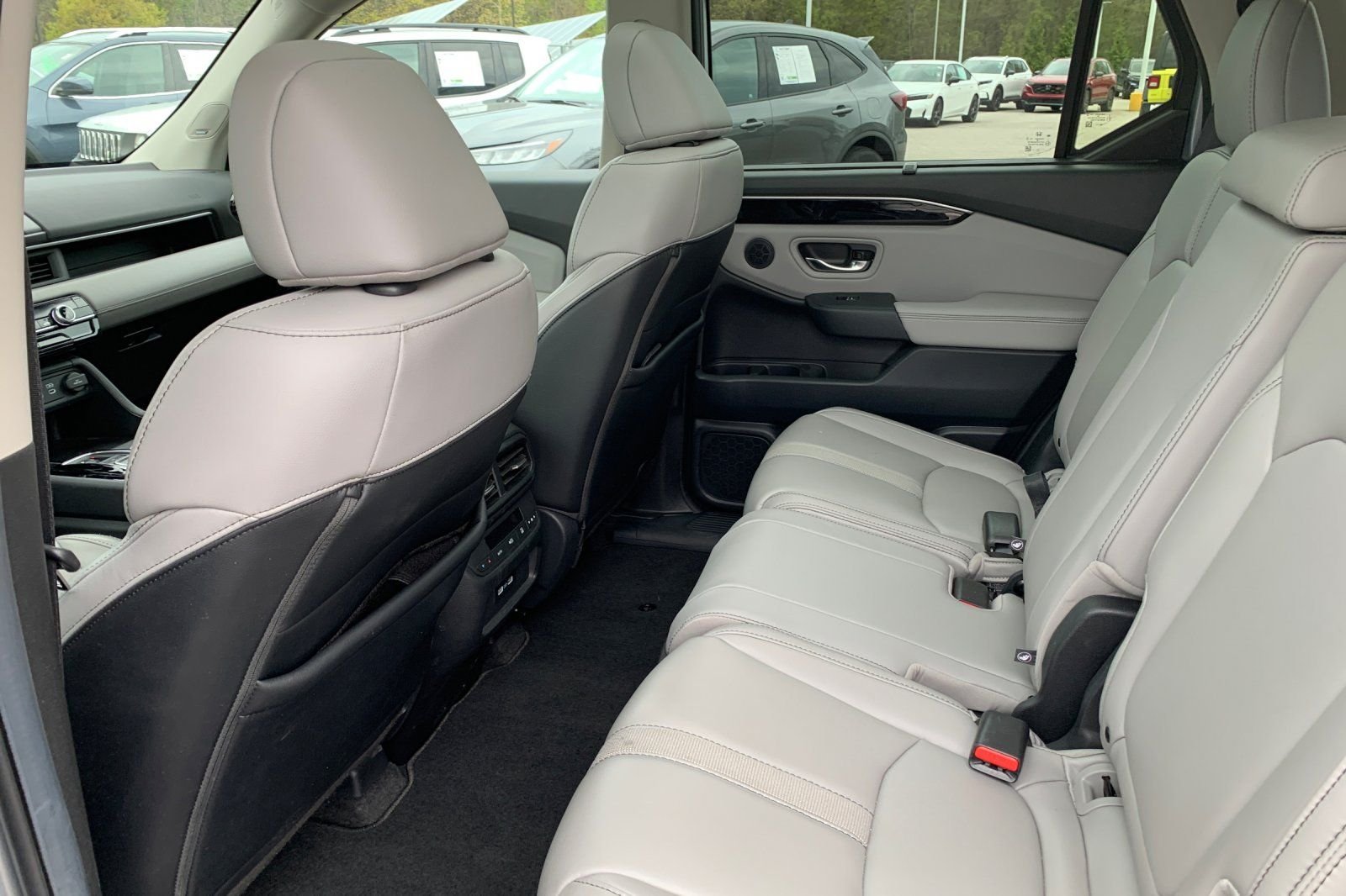 Certified Used 2023 Silver Honda Touring image 14