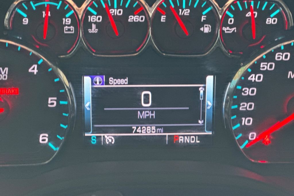 Used 2018 Silver Ice Metallic Chevrolet Premier image 35