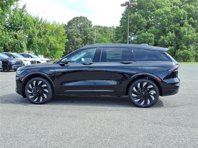 New 2026 Infinite Black Metallic Clearcoat Lincoln Reserve image 3