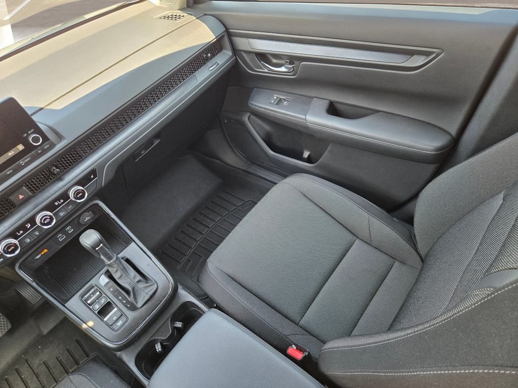 Used 2023 White Honda EX image 16
