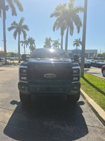 Used 2025 Antimatter Blue Metallic Ford Lariat image 28
