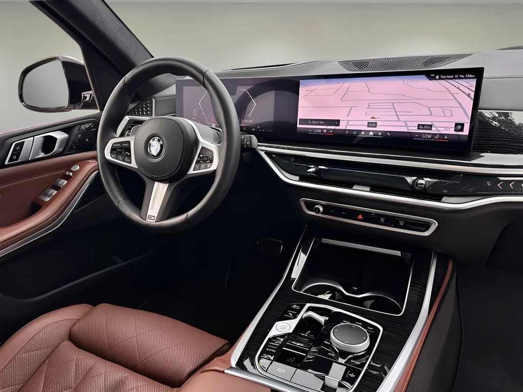 Used 2025 White BMW xDrive40i image 9