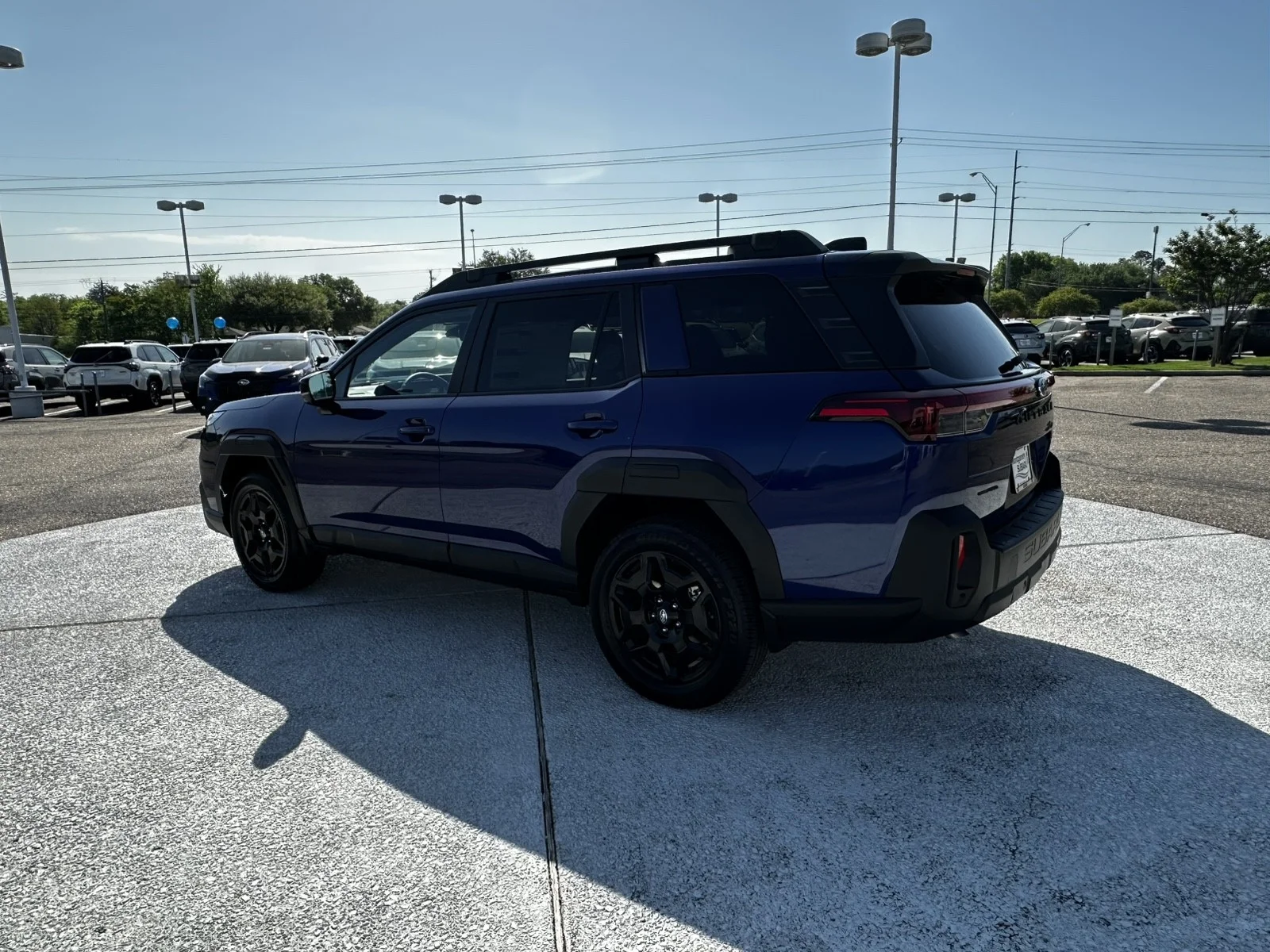 New 2026 SAPPHIRE BLUE PEARL Subaru Limited image 5