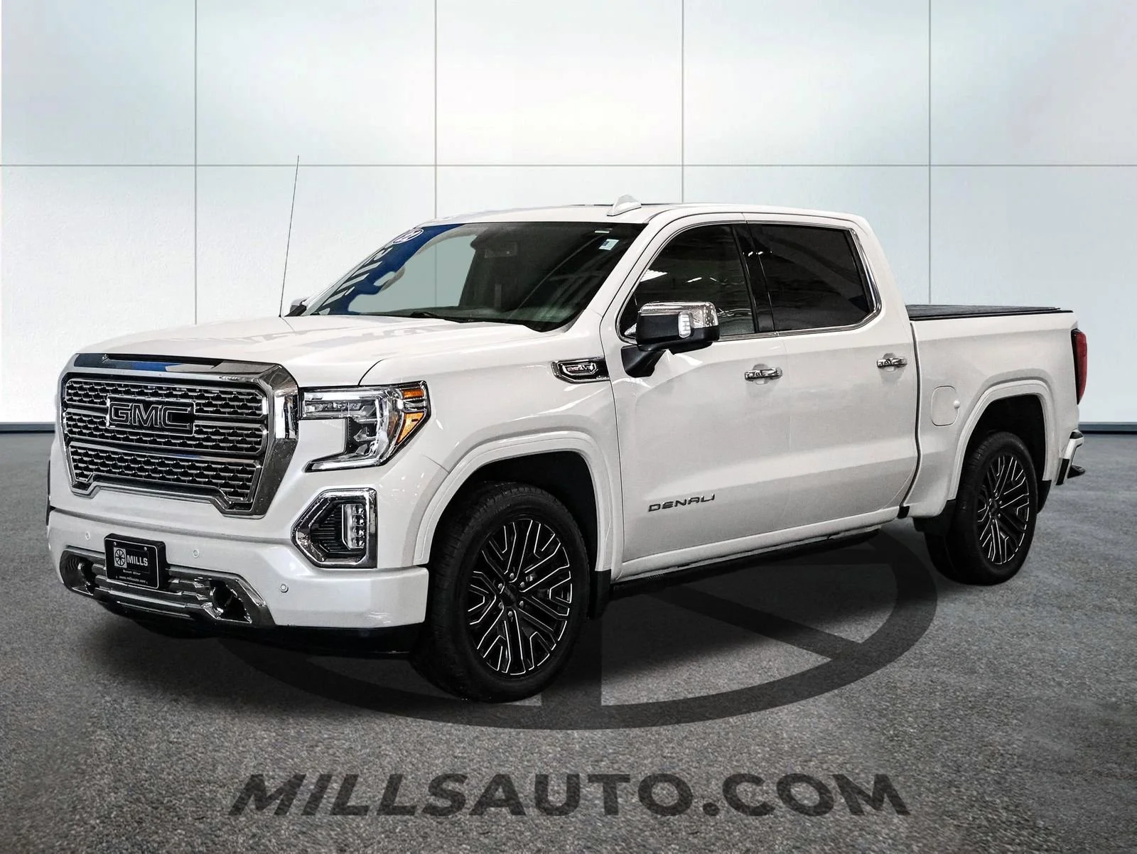 Used 2022 GMC Sierra 1500 Limited Denali with VIN 3GTU9FEL8NG162989 for sale in Baxter, Minnesota