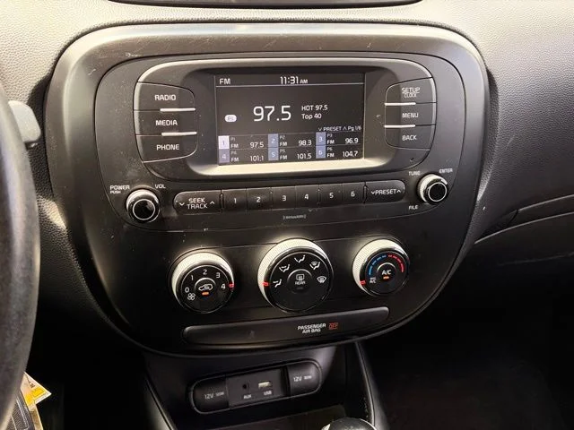Used 2018 Silver Kia Base image 14